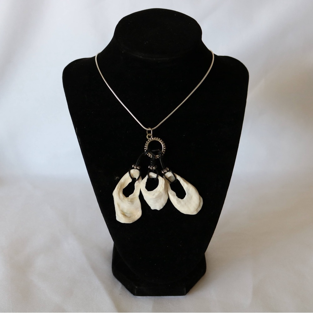 70’s Shell Necklace
